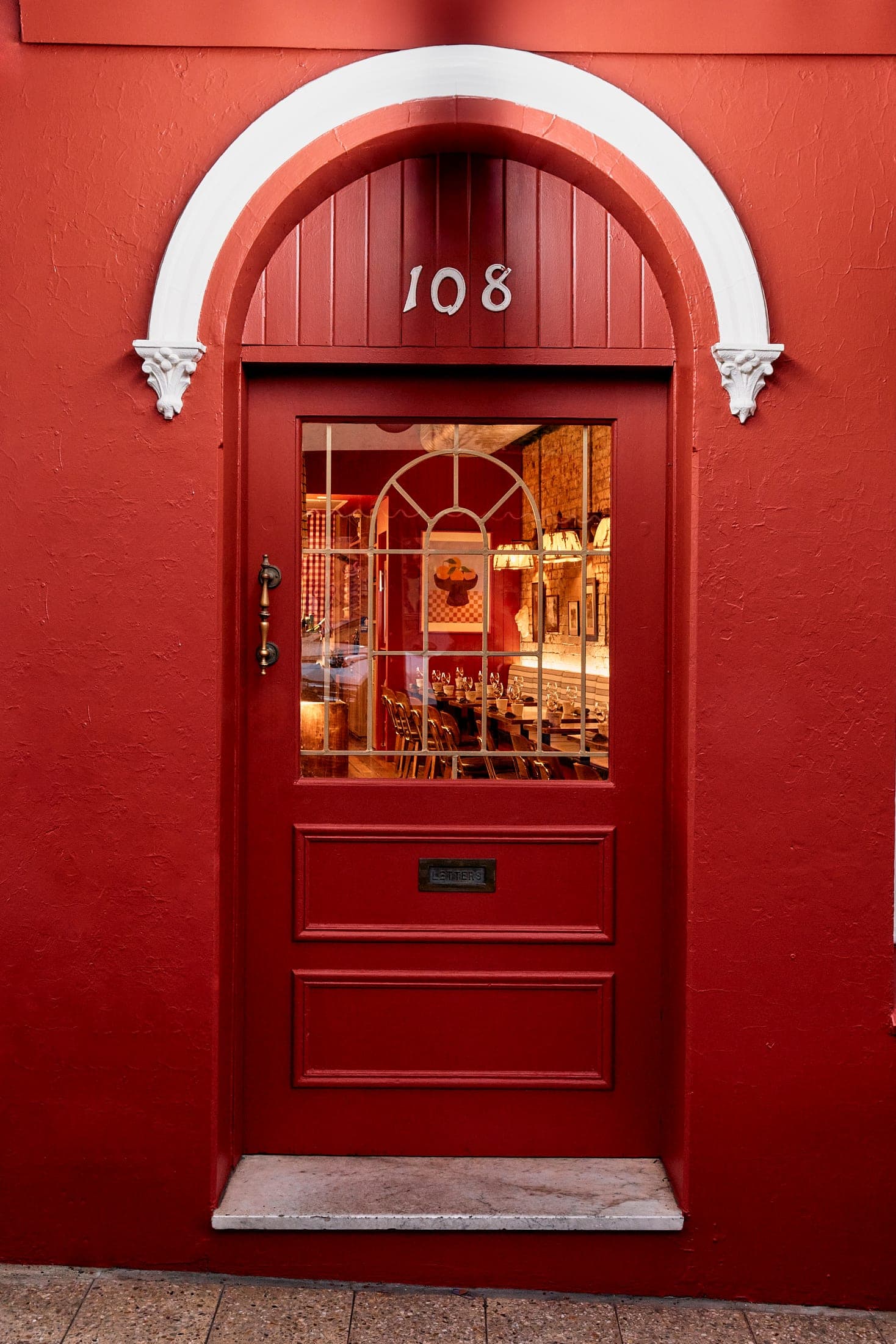 Noi, photograph 10 of 10